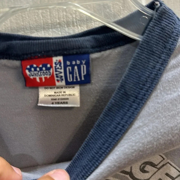 Baby Gap x Junk Food Toy story Buzz Lightyear vintage looking T shirt size 4T - Picture 2 of 2